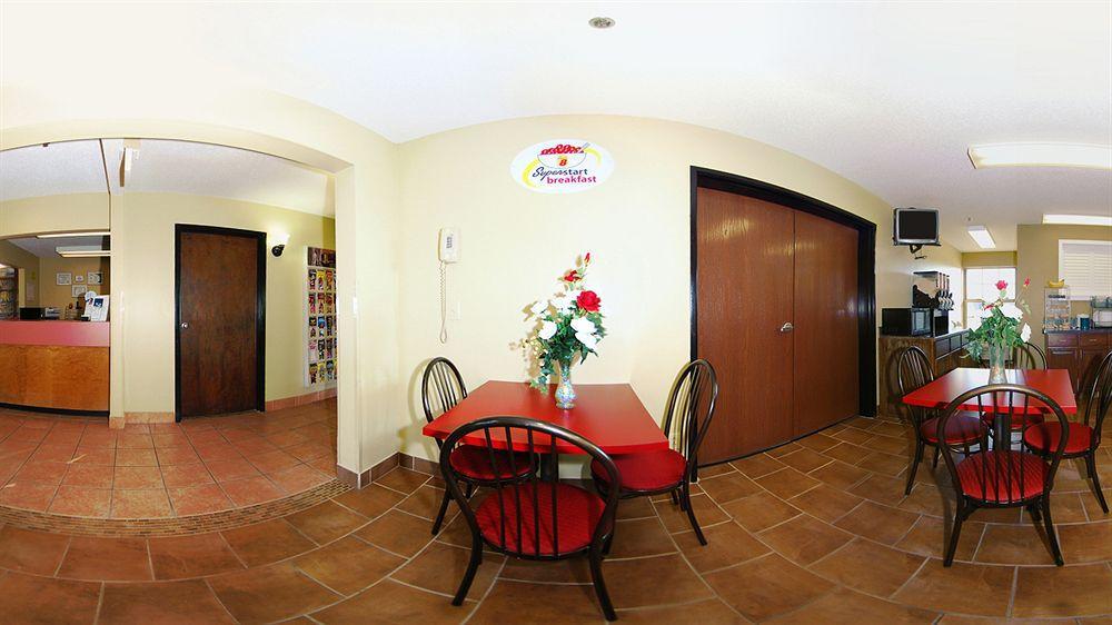 Hotel Super 8 By Wyndham Nixa/Springfield Area Extérieur photo
